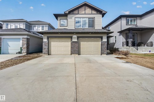 16528 132 Street, Edmonton, AB 