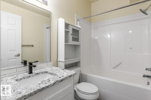 101 8488 111 Street, Edmonton, AB - Indoor Photo Showing Bathroom