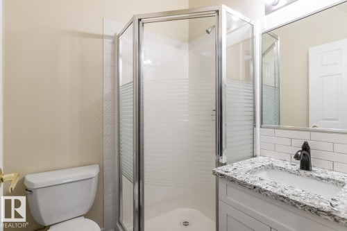 101 8488 111 Street, Edmonton, AB - Indoor Photo Showing Bathroom