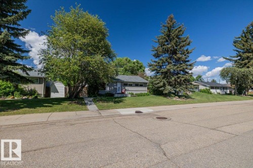 15022 85 Avenue, Edmonton, AB 