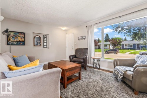 15022 85 Avenue, Edmonton, AB 