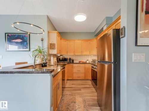 401 11107 108 Avenue, Edmonton, AB 