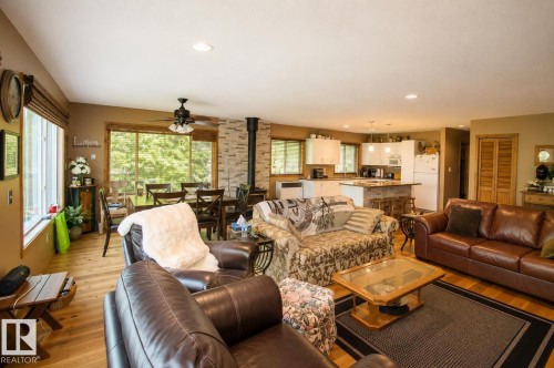 Living room - 104 60201 Rng Rd 122, Rural St. Paul County, AB 