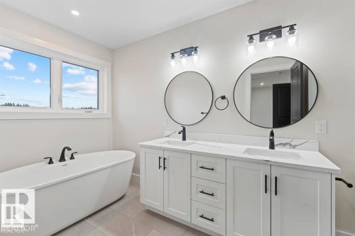 303 Fundy Way, Cold Lake, AB - Indoor Photo Showing Bathroom