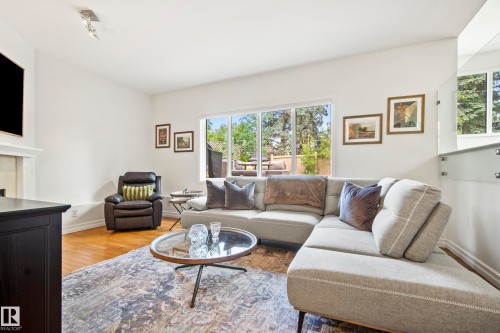 11256 10 Avenue, Edmonton, AB 