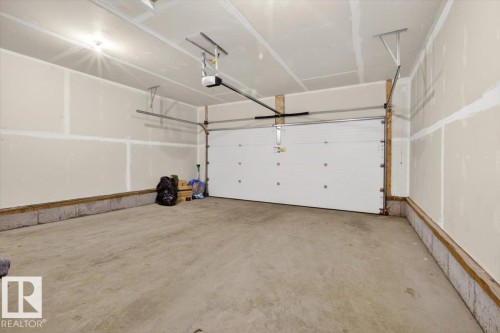 8090 Kiriak Link, Edmonton, AB 