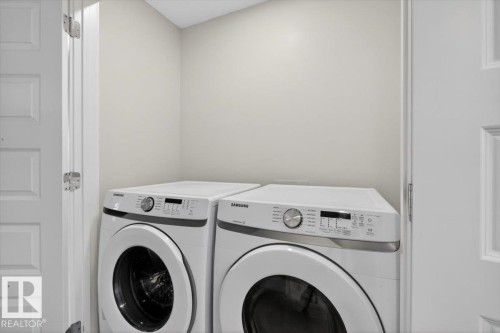8090 Kiriak Link, Edmonton, AB 