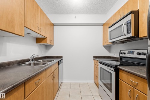 1404 10303 105 Street, Edmonton, AB 