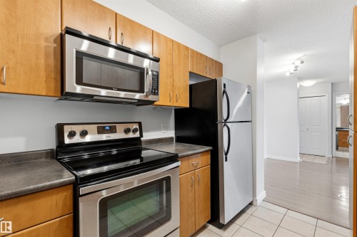 1404 10303 105 Street, Edmonton, AB 