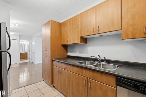 1404 10303 105 Street, Edmonton, AB 