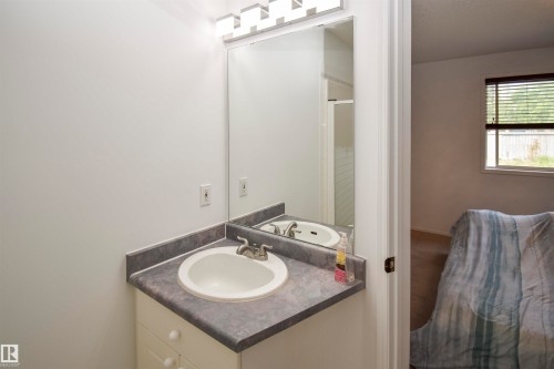 45 Landsdowne Drive, Spruce Grove, AB 