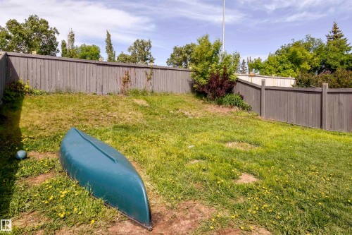 45 Landsdowne Drive, Spruce Grove, AB 