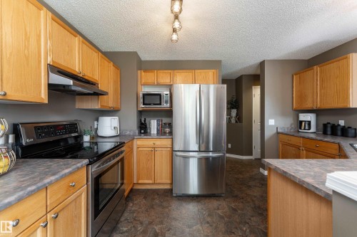 186 Foxboro Landing, Sherwood Park, AB 
