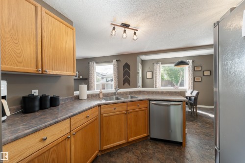 186 Foxboro Landing, Sherwood Park, AB 