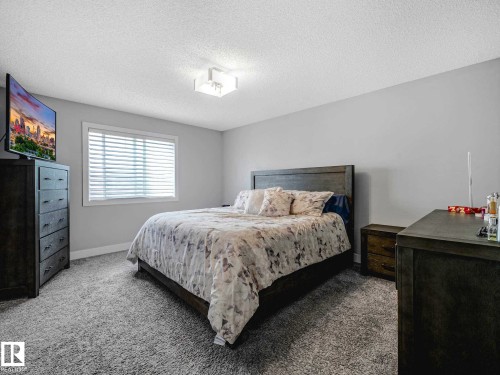 13755 166 Avenue, Edmonton, AB - Indoor Photo Showing Bedroom