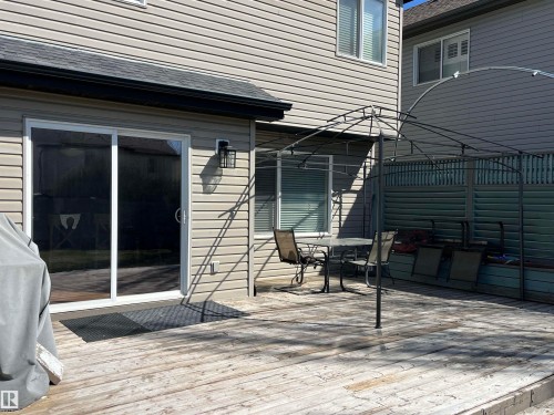 21907 95 Avenue, Edmonton, AB 