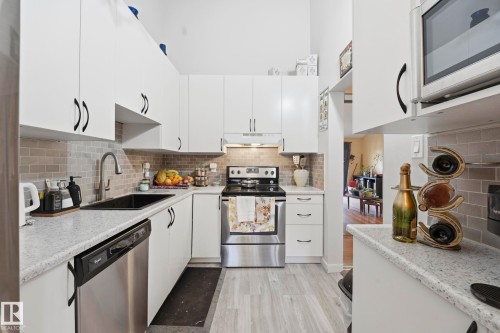 7303 180 Street, Edmonton, AB 