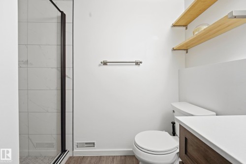 7303 180 Street, Edmonton, AB 