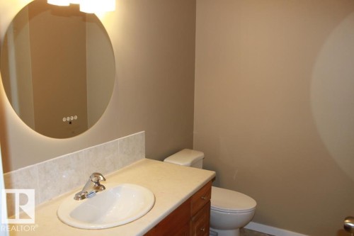 5211 53 Avenue, Tofield, AB - Indoor Photo Showing Bathroom
