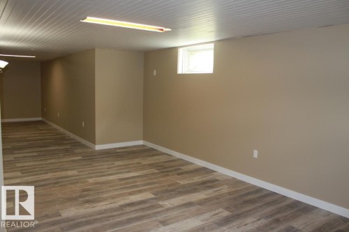 5211 53 Avenue, Tofield, AB - Indoor Photo Showing Other Room