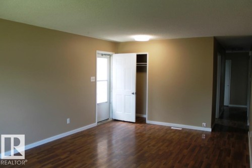 5211 53 Avenue, Tofield, AB - Indoor Photo Showing Other Room