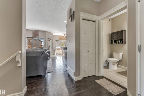 2903 16 Ave, Edmonton, AB 