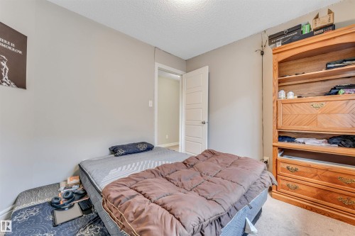 2903 16 Ave, Edmonton, AB 