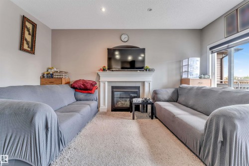 2903 16 Ave, Edmonton, AB 