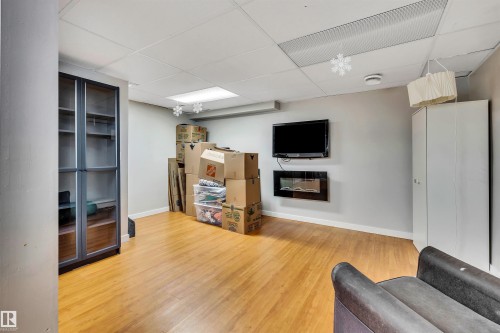 4551 33A Avenue, Edmonton, AB 