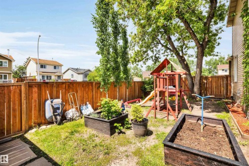 4551 33A Avenue, Edmonton, AB 