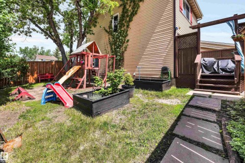 4551 33A Avenue, Edmonton, AB 