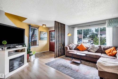 4551 33A Avenue, Edmonton, AB 