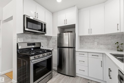 8708 89 Avenue, Edmonton, AB 