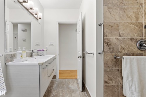 8708 89 Avenue, Edmonton, AB 