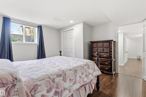 8708 89 Avenue, Edmonton, AB 