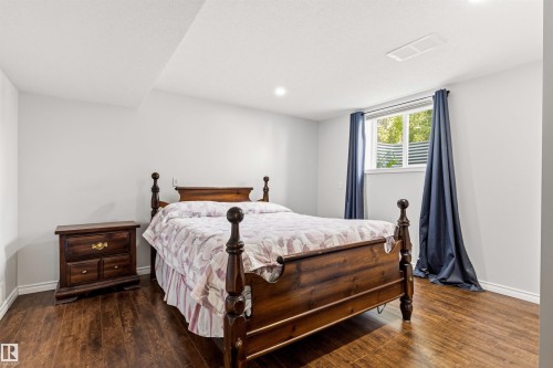 8708 89 Avenue, Edmonton, AB 