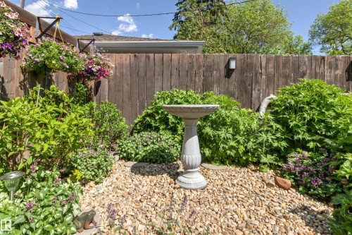 8708 89 Avenue, Edmonton, AB 