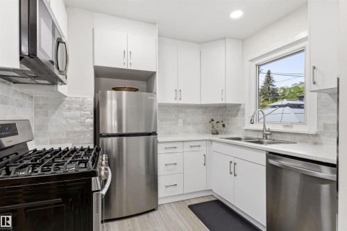 8708 89 Avenue, Edmonton, AB 