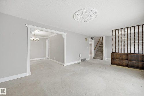 2169 78 Street, Edmonton, AB 