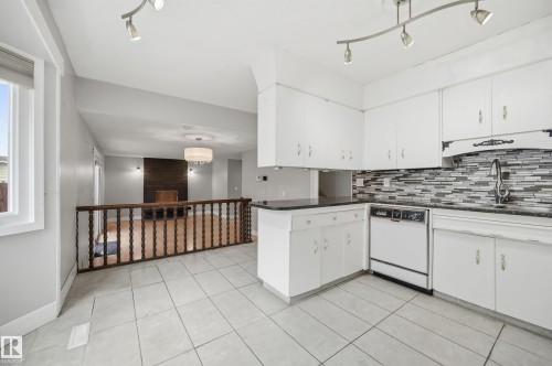 2169 78 Street, Edmonton, AB 