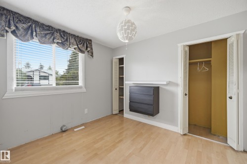 2169 78 Street, Edmonton, AB 