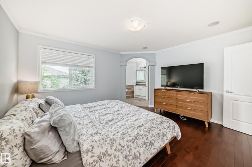 167 Galland Crescent, Edmonton, AB 