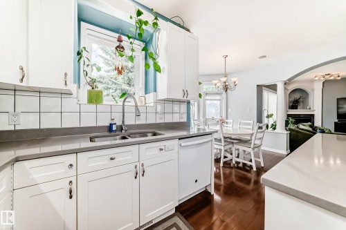167 Galland Crescent, Edmonton, AB 