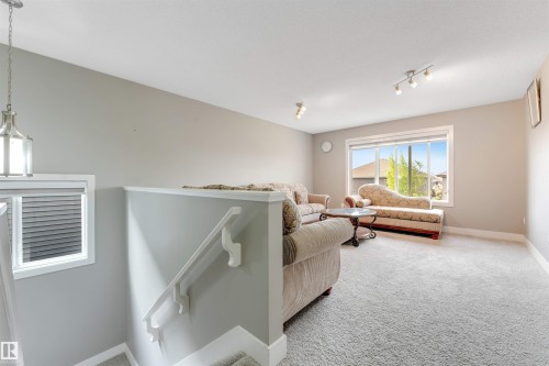 5930 19A Avenue, Edmonton, AB - Indoor