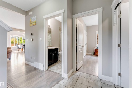 5930 19A Avenue, Edmonton, AB - Indoor Photo Showing Other Room