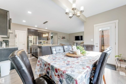 5930 19A Avenue, Edmonton, AB - Indoor Photo Showing Dining Room
