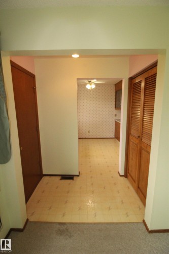 5504 56 Street, Barrhead, AB 