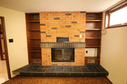 5504 56 Street, Barrhead, AB 