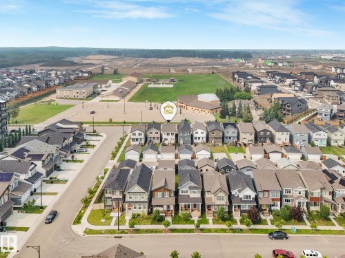 Aerial view of a residential neighborhood with detached homes - 5281 Edgemont Boulevard Nw, Edmonton, AB - Outdoor With View