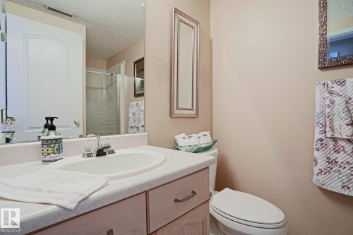 7716 154 Avenue, Edmonton, AB 